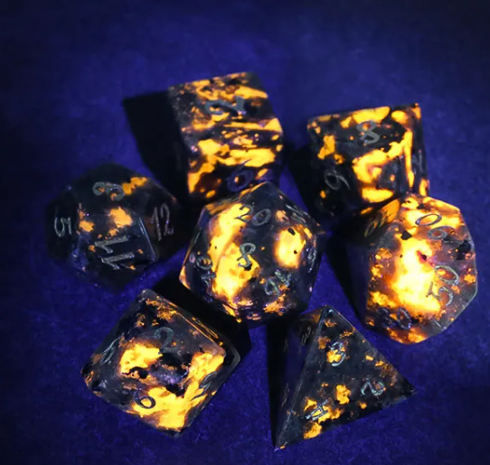 Mizuki's Hoard Flame Enchanted (Yooperlite) Gemstone Polyhedral Dice Set